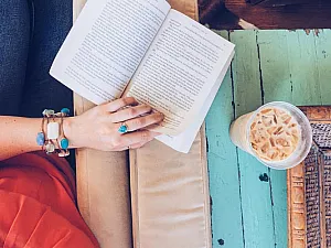 ЗАБРАНЕНИТЕ КНИГИ, КОИТО СТАНАХА ФИЛМИ