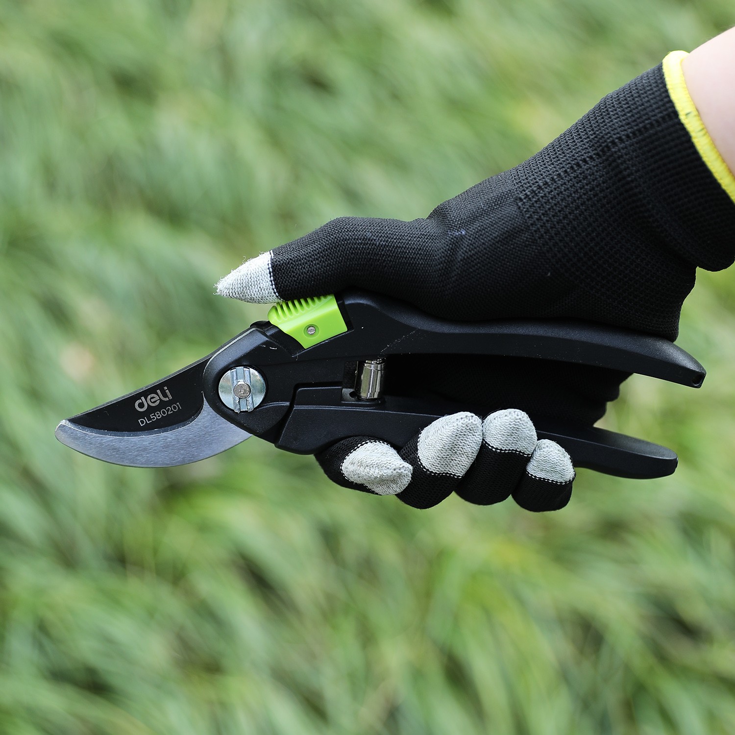 Лека градинска ножица Deli TOOLS EDL580201, 200 мм, неръждаема стомана, ергономична дръжка, зелена